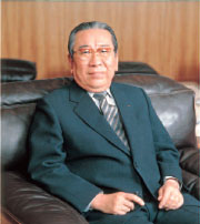  Иошио Окада Основатель компании Olfa 